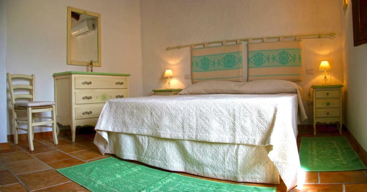 Agriturismo Fioredda Aglientu Exteriér fotografie